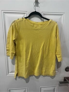 Hillard & Hanson Bright Yellow 3/4 Sleeve Knit Top with Shoulder Lace & Buttons